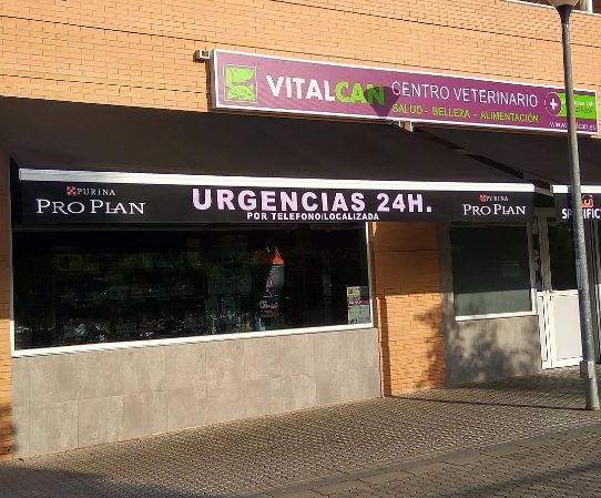 foto de una clinica veterinaria en Sevilla